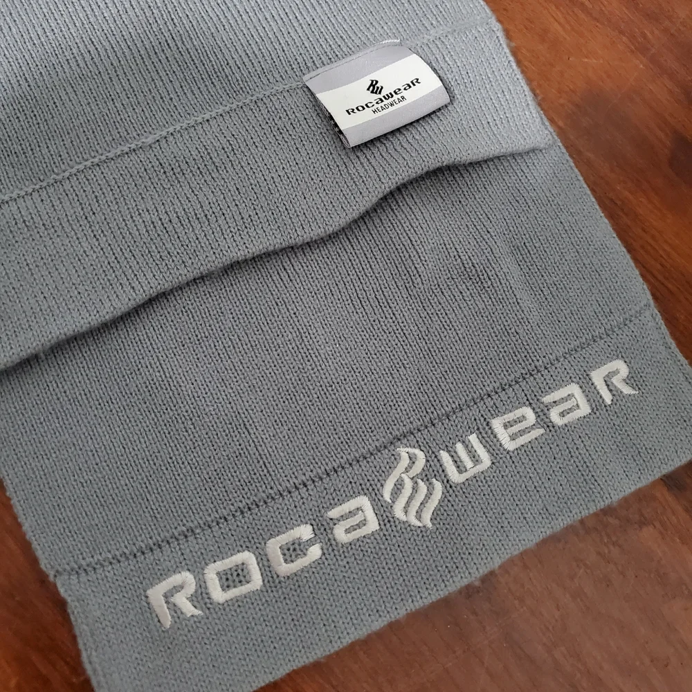 Rocawear Gray Knit Logo Scarf | Y2K Streetwear Hip Hop Winter Unisex